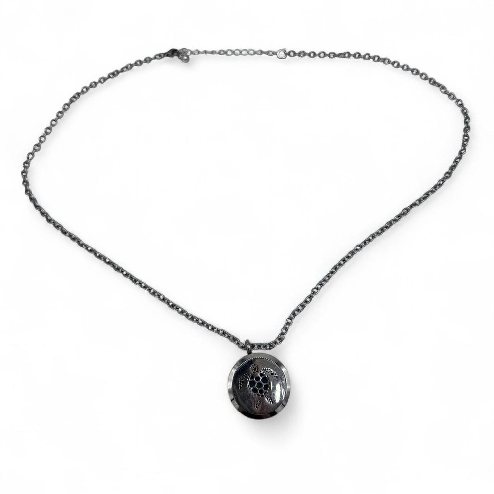 Essential Oil Diffuser Necklace Aromatherapy Turtle Chain Pendant Locket